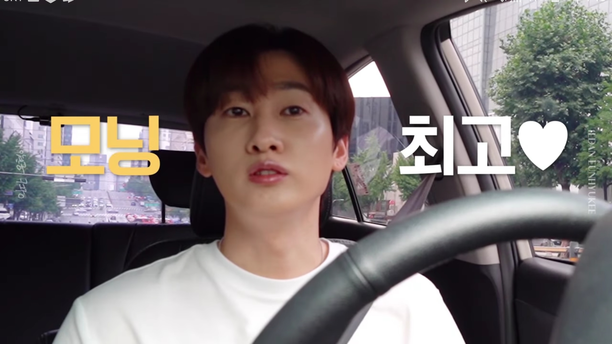 슈퍼주니어 은혁이 타는 차.jpg | 인스티즈