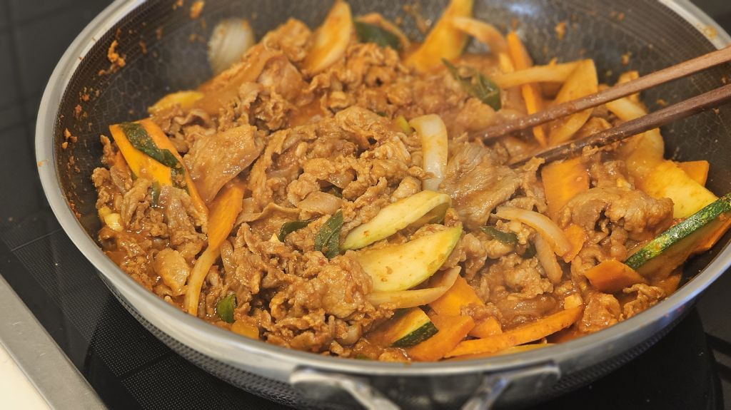 퇴근하고 집 가서 밥 먹어 든든하게 먹어 | 인스티즈