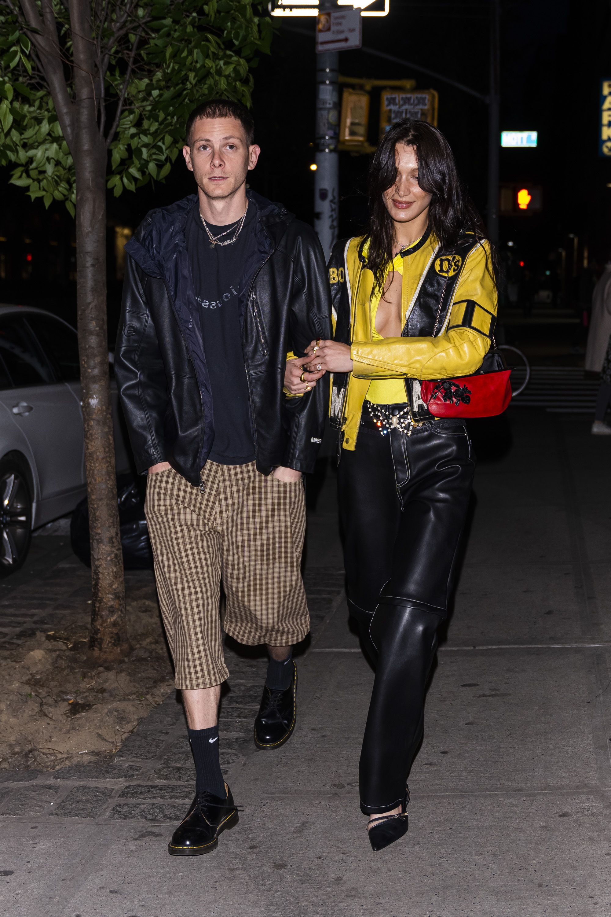 패셔너블한 시밀러룩으로 인기 많았던 벨라 하디드-마크 칼만 | 인스티즈