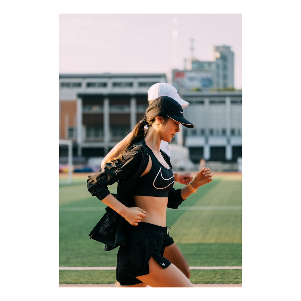 러닝하는 사진 올라온 뉴진스 다니엘 | 인스티즈