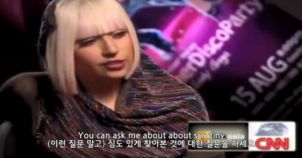 무례한 기자 개패고 다니던 시절의 레이디 가가.jpg | 인스티즈