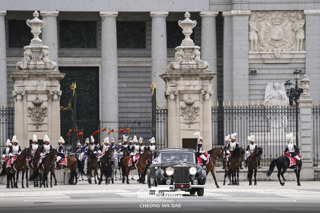 홈마 드립이 이해되는 청와대 공식 사진 | 인스티즈