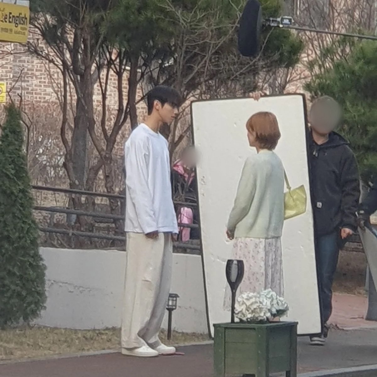 '오늘도 사랑스럽개' 드라마 촬영 목격 사진들 | 인스티즈