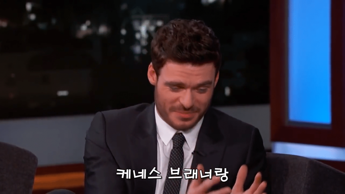 남자배우들이 꽉 끼는 타이즈를 입을때 중요부위를 가리는 방법.jpg | 인스티즈