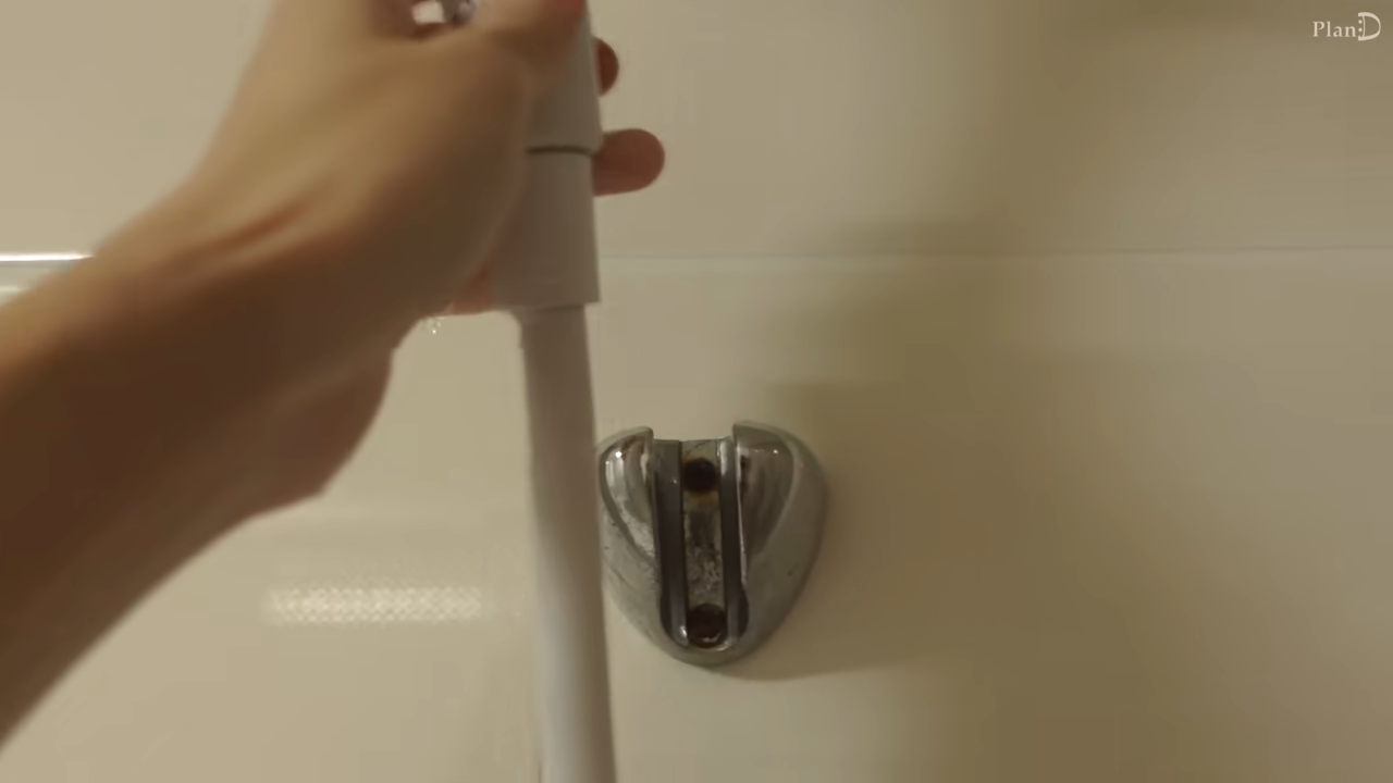 야무지다는 반응 많은 어떤 브이로거의 화장실 셀프 보수 (스압주의) | 인스티즈