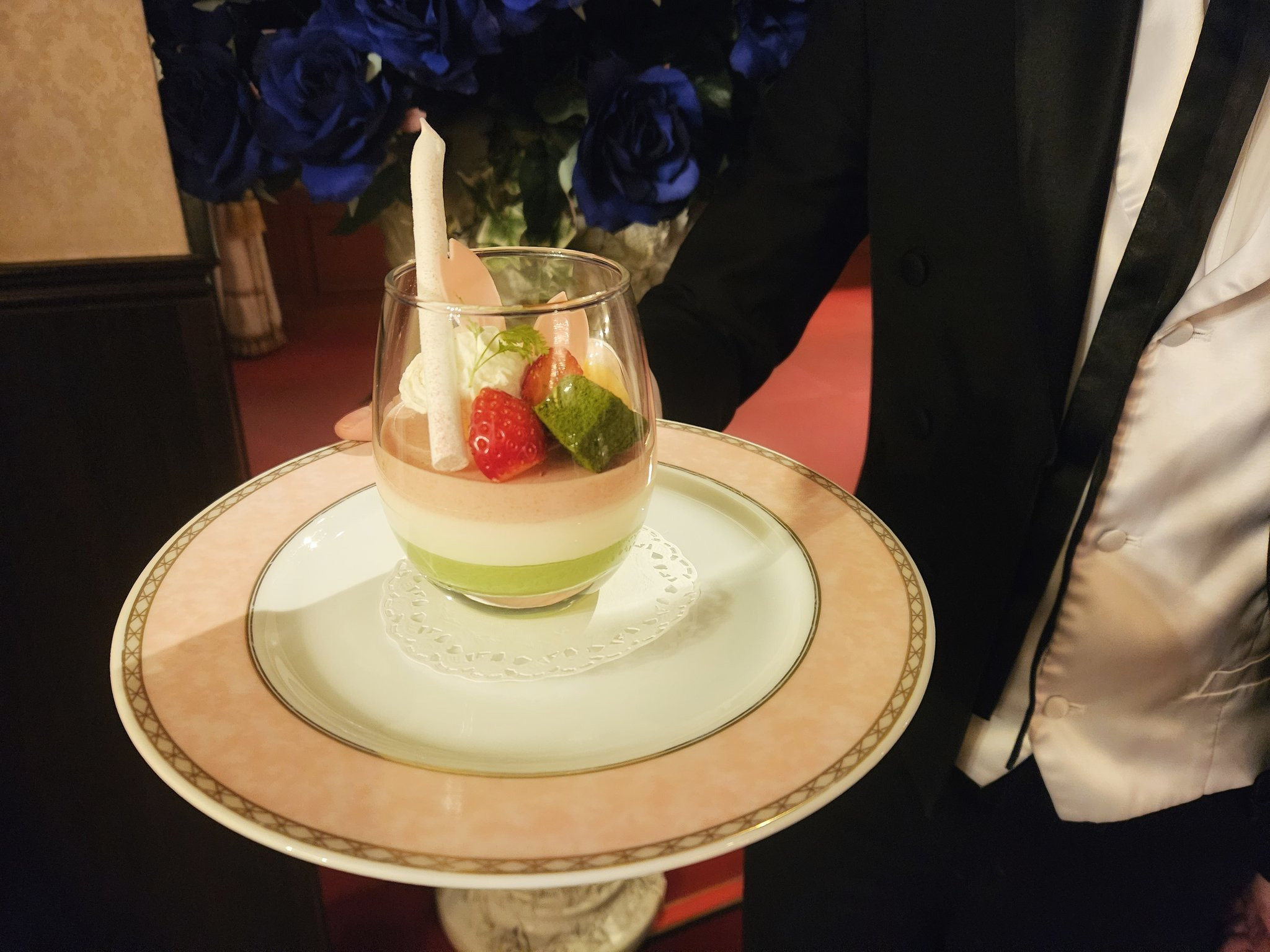 한국 집사카페 얘기 나올 때 마다 일본 집사카페랑 비교된다는 반응이 많은 이유.jpg | 인스티즈