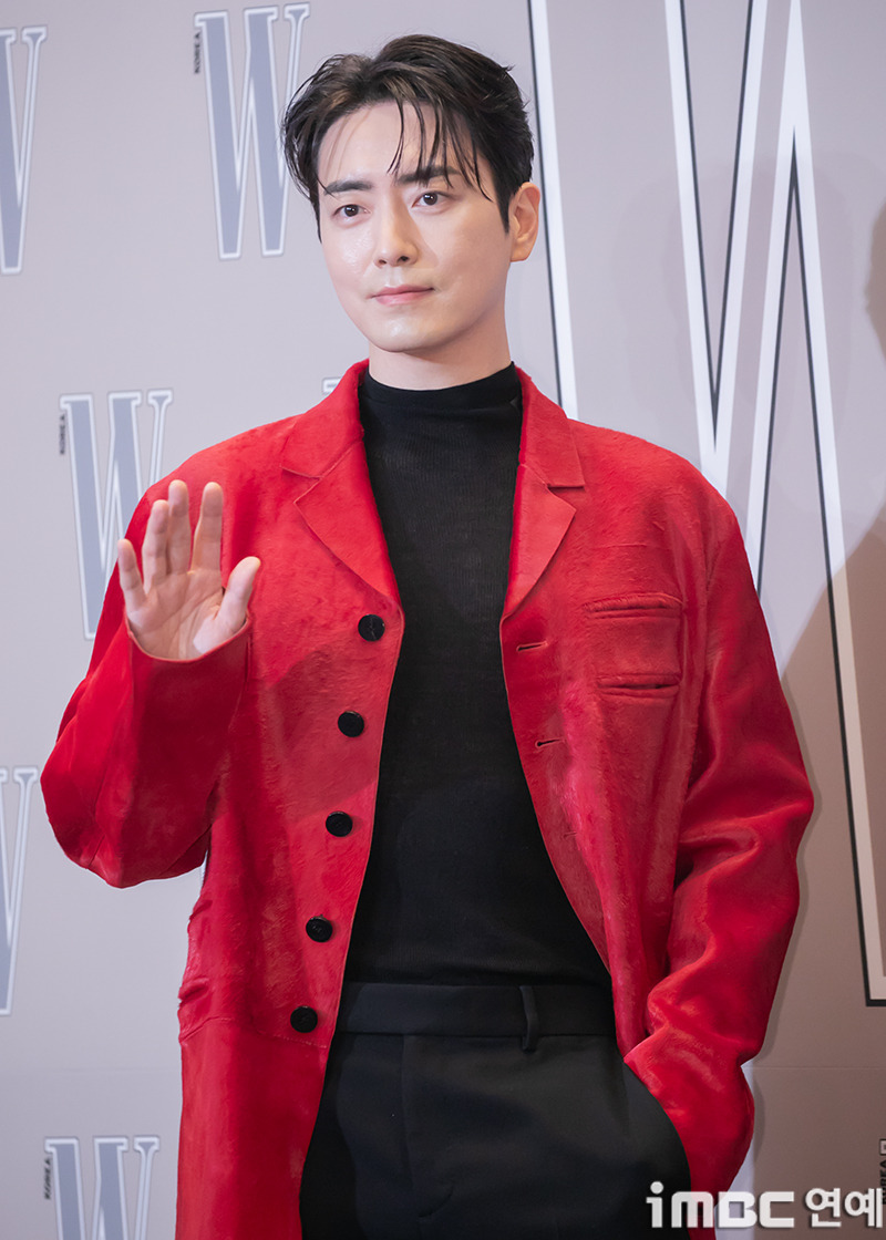 오늘자 W코리아 행사에 참여한 남배우 모음.jpg | 인스티즈