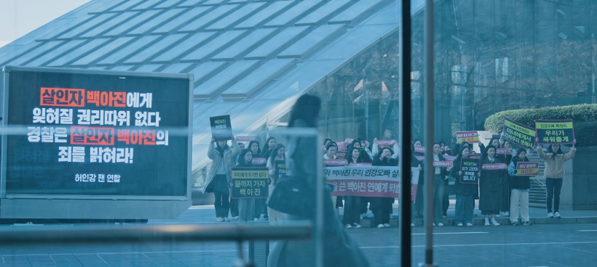 24살 창창한 여배우가 결혼하자는 31살 남배우에게 이별 통보를 했는데 엥.. 죽어 버렸습니다 | 인스티즈