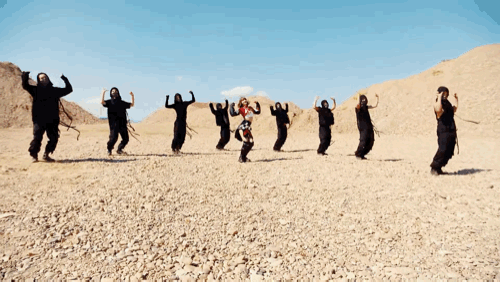 뮤비에 자주 등장하는 한국의 사막.gif | 인스티즈