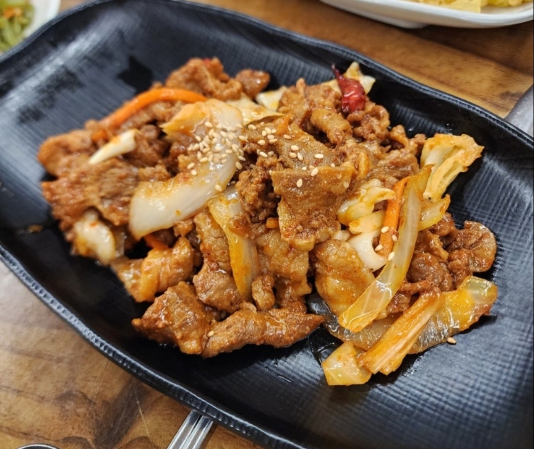 이 가격에 먹는다 vs 안먹는다 | 인스티즈