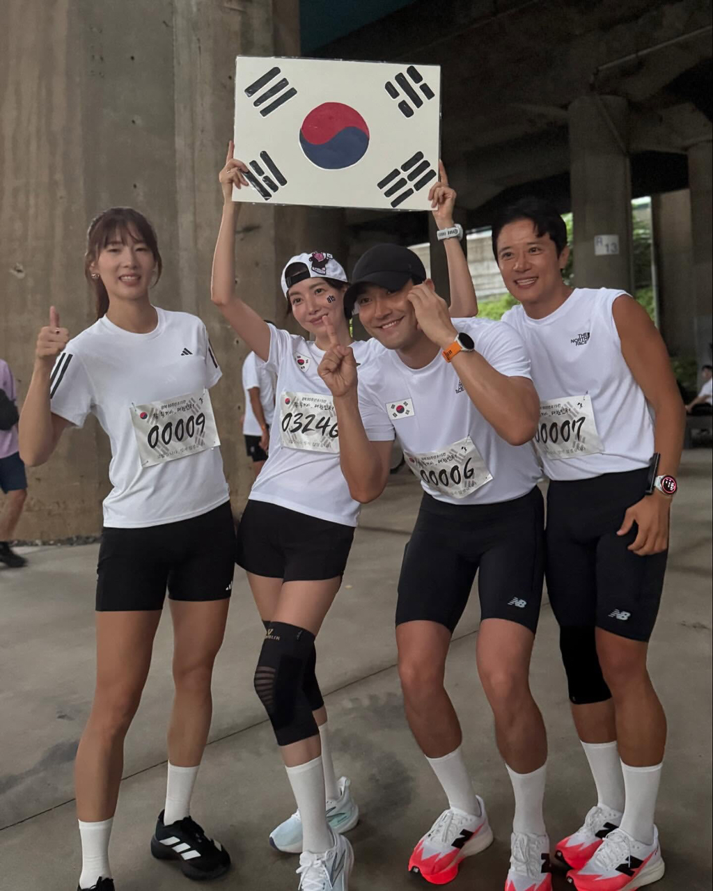 광복절 815런 마라톤 참가한 연예인들 jpg | 인스티즈