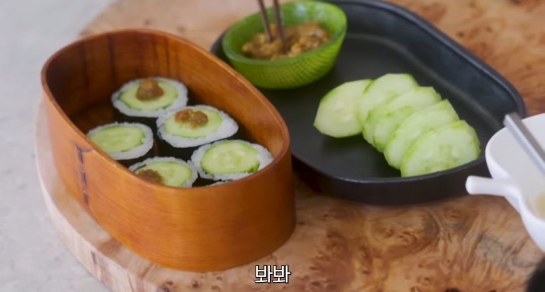 국수랑김밥이랑 이미지