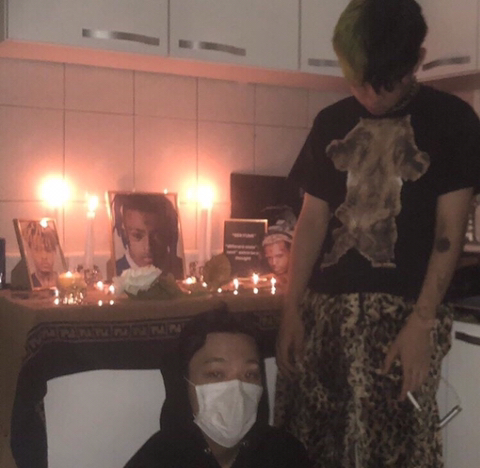 부엌에서 미국랩퍼를 추모하는 우리나라 랩퍼들(텐타시온 : 누구세요 그만해) | 인스티즈