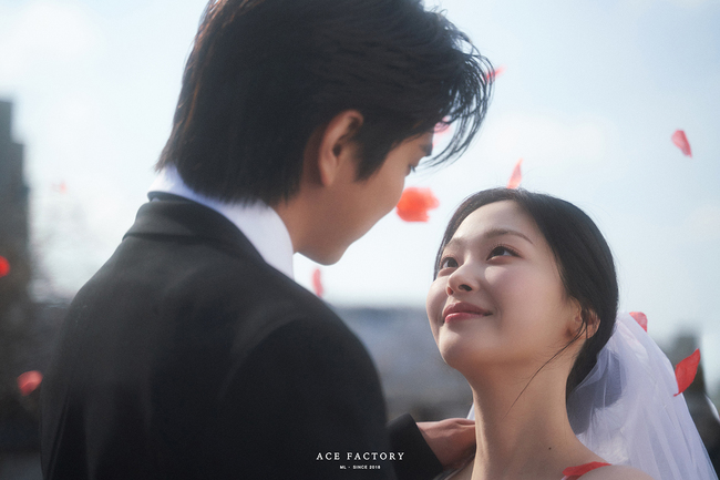 웨딩사진 올라온 유승호&최희진 | 인스티즈