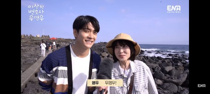 [우영우] 돌고래 목격담 자랑하러 온 박은빈 강태오 | 인스티즈