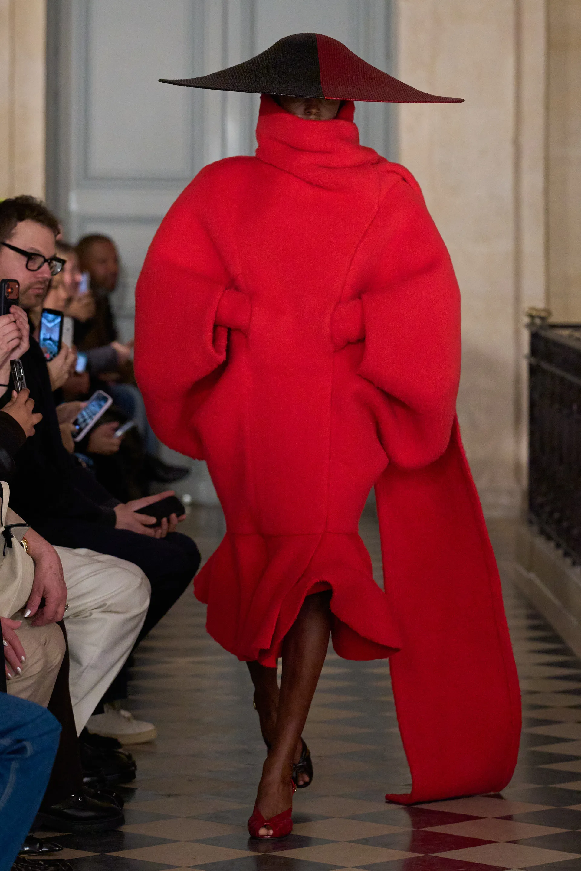 피카소에게 바쳤다는 쟈크뮈스 신상 제품들 | 인스티즈