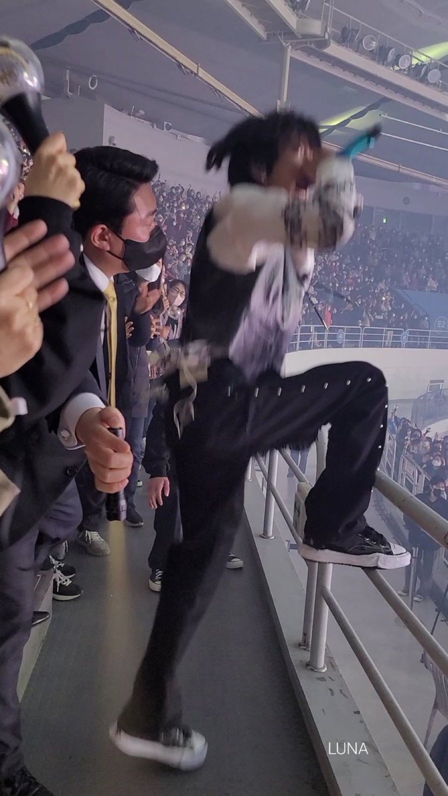 df3ccd53a1f7a22e9e5de7a33e814a0763bd59db