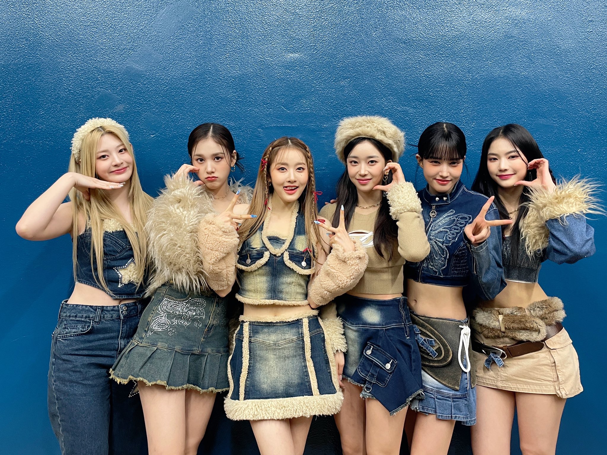 최근 가요대축제 출연 걸그룹 무대의상 .jpg | 인스티즈