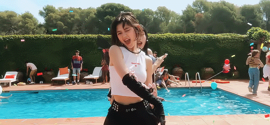 최근 점점 변하고 있는 4세대 아이돌 히트곡 .jpg | 인스티즈