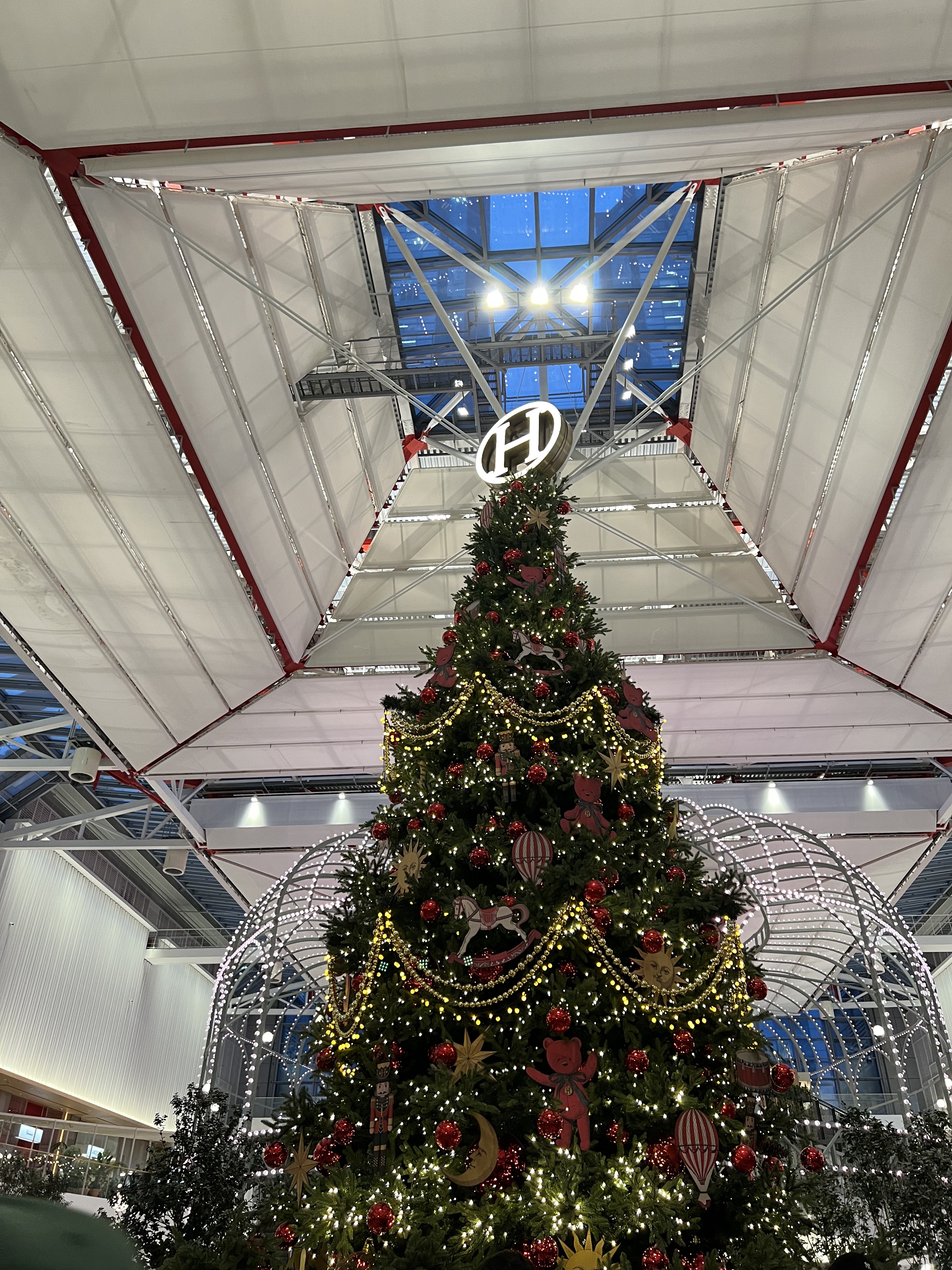 벌써 인기 엄청난 여의도 더현대 크리스마스 빌리지 해리의 꿈의 상점 | 인스티즈