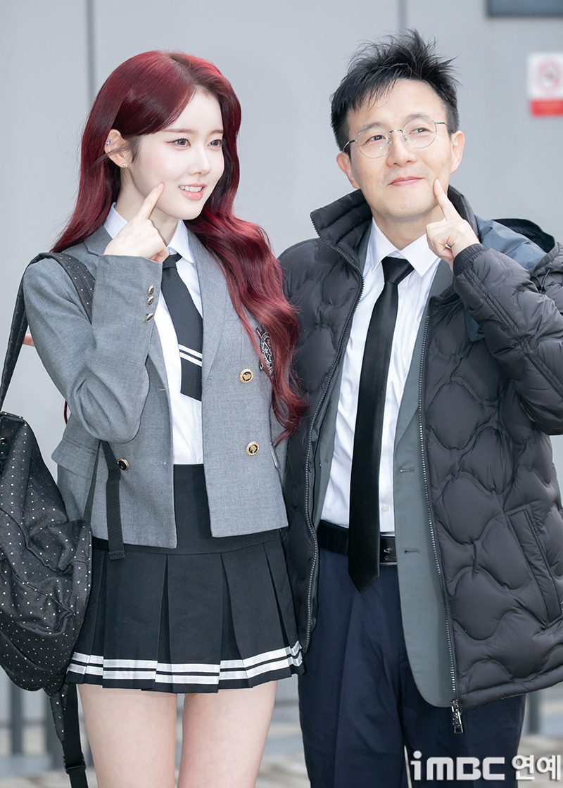 아빠 팬클럽에서 딸 팬클럽한테 커피차 보내주는거 진짜 처음 봄 | 인스티즈