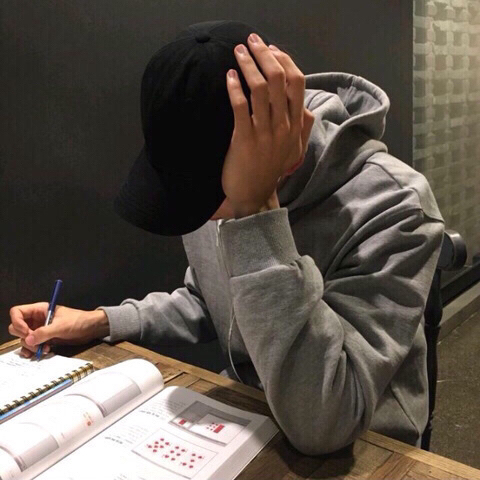 회색후드에 설레는 달글 | 인스티즈