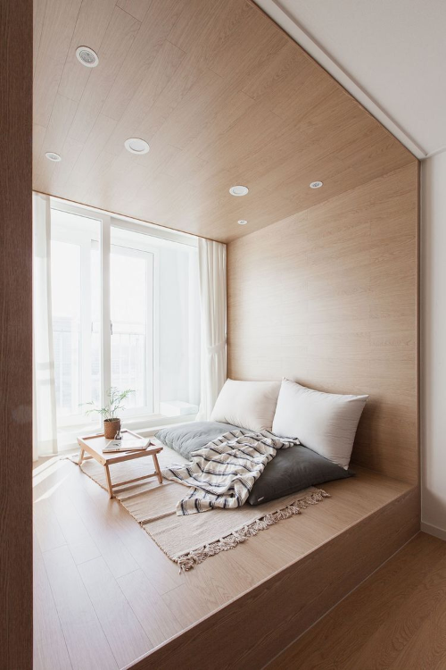 집평수 넓으면 만들어두고 싶은 거실이나 방에 한단 높은 작은 휴식공간 만들기 | 인스티즈