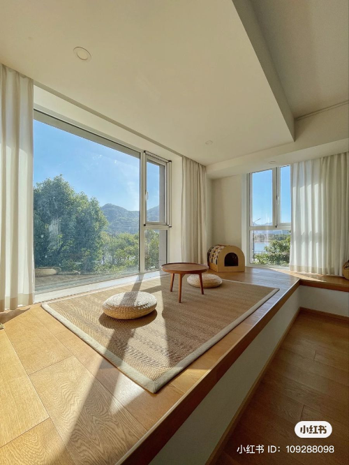 집평수 넓으면 만들어두고 싶은 거실이나 방에 한단 높은 작은 휴식공간 만들기 | 인스티즈