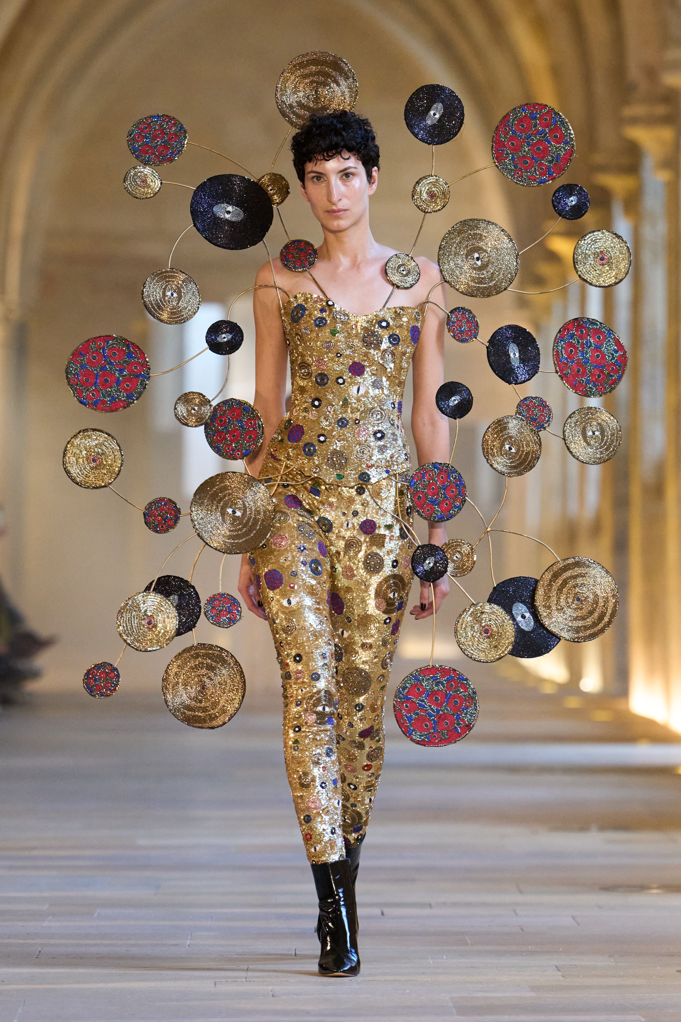 사랑의 과정을 표현했다는 인도 디자이너 신상 드레스 | 인스티즈