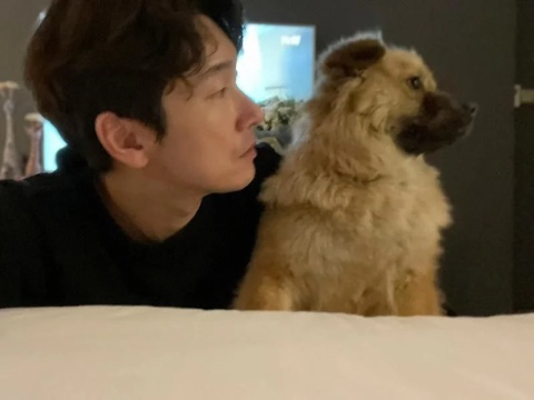 조승우가 반려견 생일에 직접 주문한 케이크 | 인스티즈