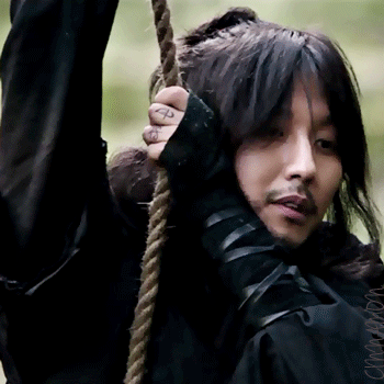 사람마다 취향 갈린다는 배우 김남길 연기 스타일.gif | 인스티즈