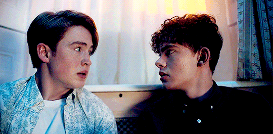 저는 잘나가는 럭비팀 에이스인데요 요즘 범생이 게이 친구가 자꾸 신경쓰여요ㅠㅠ 어떡하죠? | 인스티즈