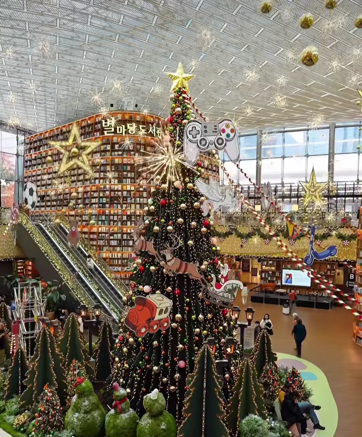 오늘 공개된 코엑스 별마당도서관 크리스마스.jpg | 인스티즈