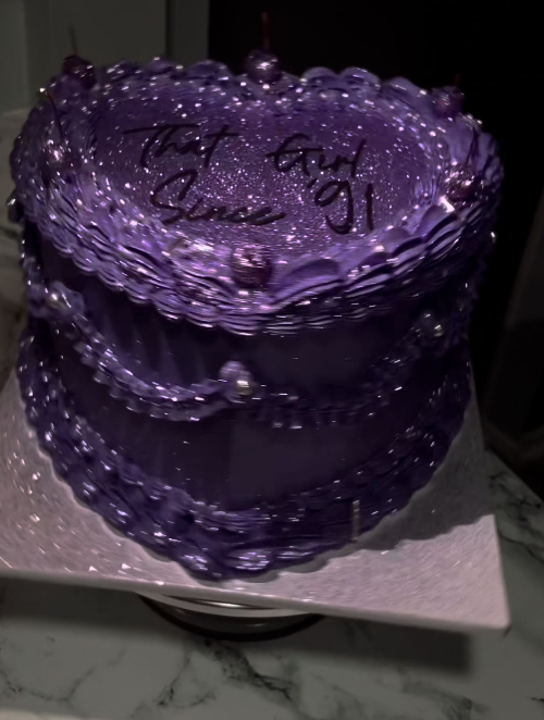 먹으면 펄응가 나올것같은 골드&실버 반짝반짝 펄 케이크들 | 인스티즈