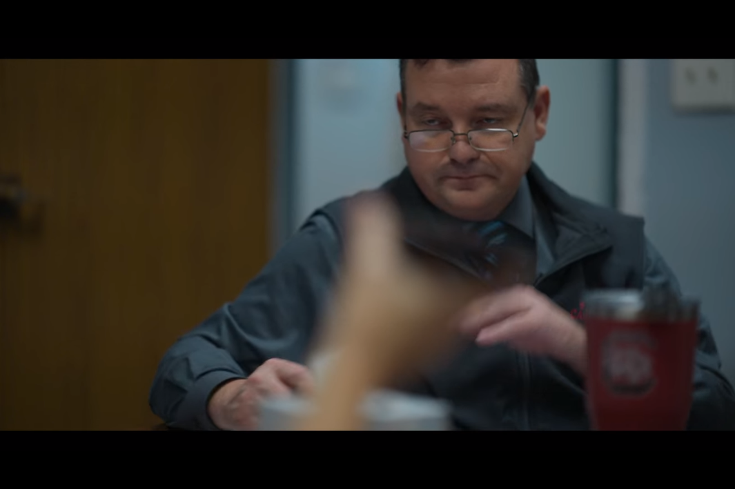 아빠가 복권에 당첨되서 당첨금을 수령 받으러 나간 후 집에 돌아오지 않는다 | 인스티즈
