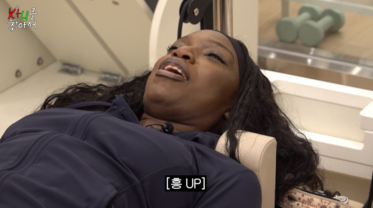 필라테스 시도하다 출산의 고통을 느껴버린 카니.jpg | 인스티즈