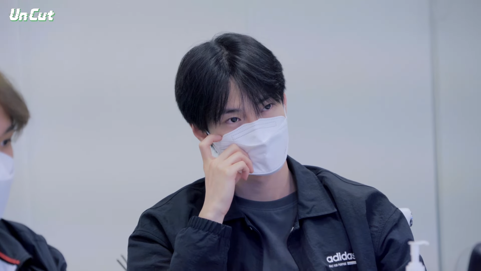 sticker 데모곡 듣고 표정관리 실패해버린 nct127 | 인스티즈