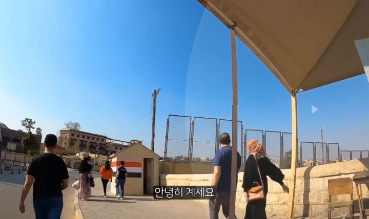 악명 높은 이집트에서 유일하게 웃으면서 여행한 유튜버��🇬 | 인스티즈