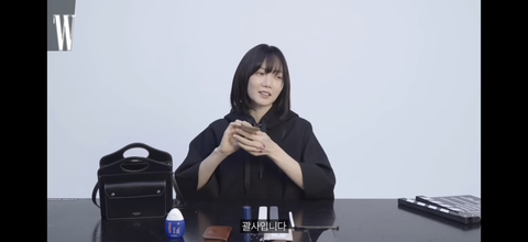 물건을 진짜 오래, 심플하게 쓰는 배두나 왓츠인마이백.jpg | 인스티즈