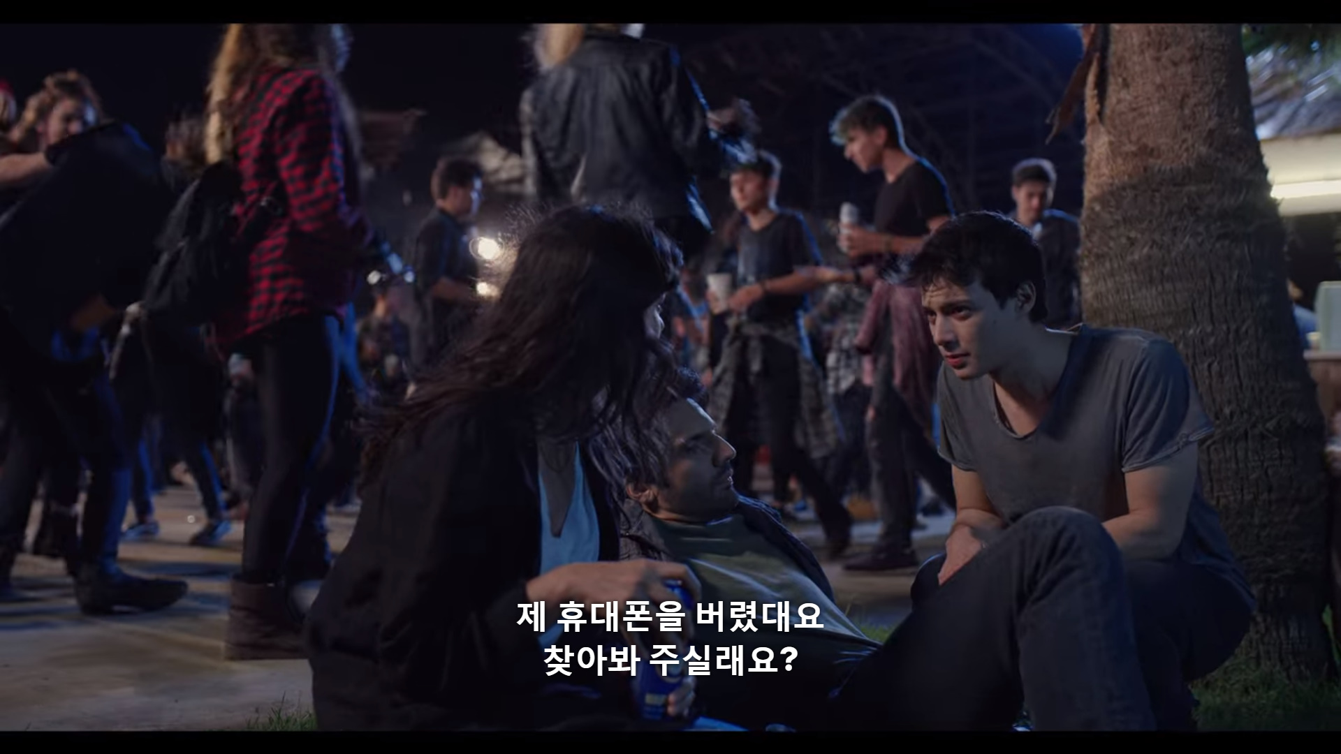 퇴학 당하게 생겼는데요.. 퇴학을 반대했던 유일한 선생님이 전근간대요. 전근을 막아야 해요! (스압) | 인스티즈