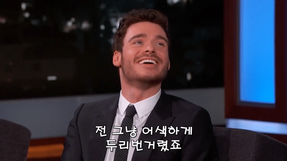 남자배우들이 꽉 끼는 타이즈를 입을때 중요부위를 가리는 방법.jpg | 인스티즈