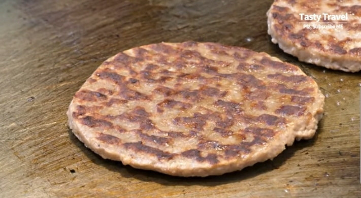 이삭토스트 만드는중.gif | 인스티즈