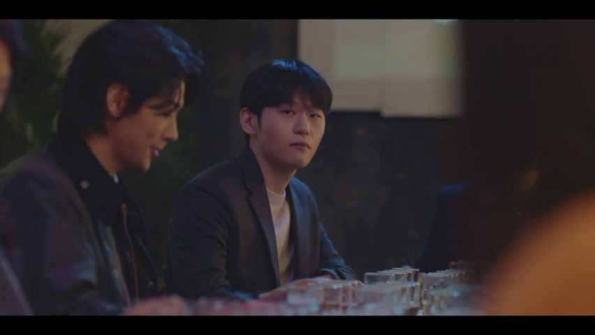 홧김에 회사를 그만두고 프리랜서로 일하게 됐는데요.. 남자 둘이랑 엮이게 생겼어요.. | 인스티즈