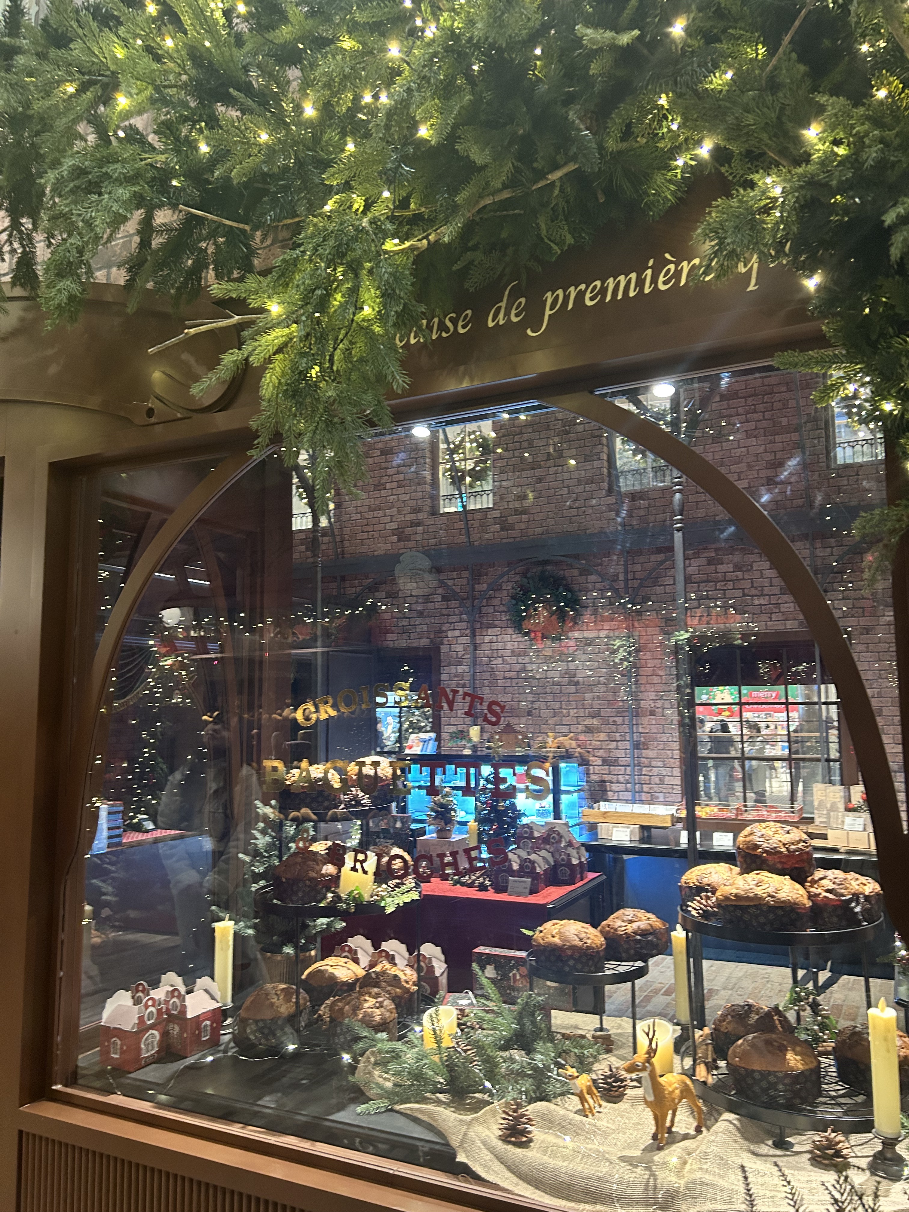 벌써 인기 엄청난 여의도 더현대 크리스마스 빌리지 해리의 꿈의 상점 | 인스티즈