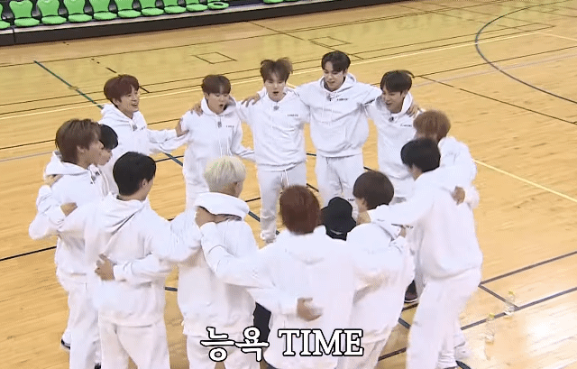 귀에서 피나올 것 같은 여고 남고 바이브 아이돌 팬아저들 | 인스티즈