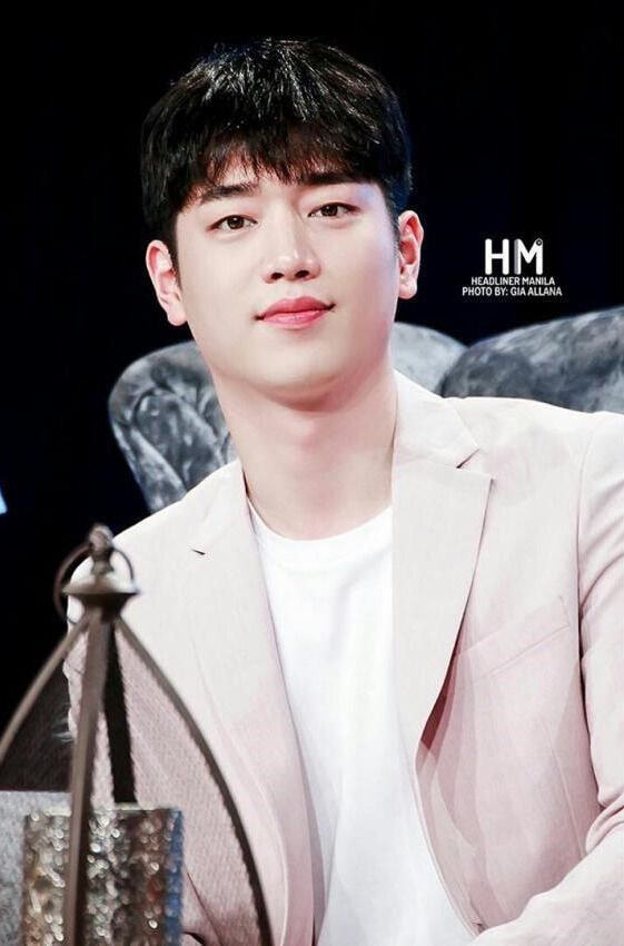 아 옆집 아침부터 못 박길래 빡쳐서 찾아갔는데 서강준 닮음; | 인스티즈