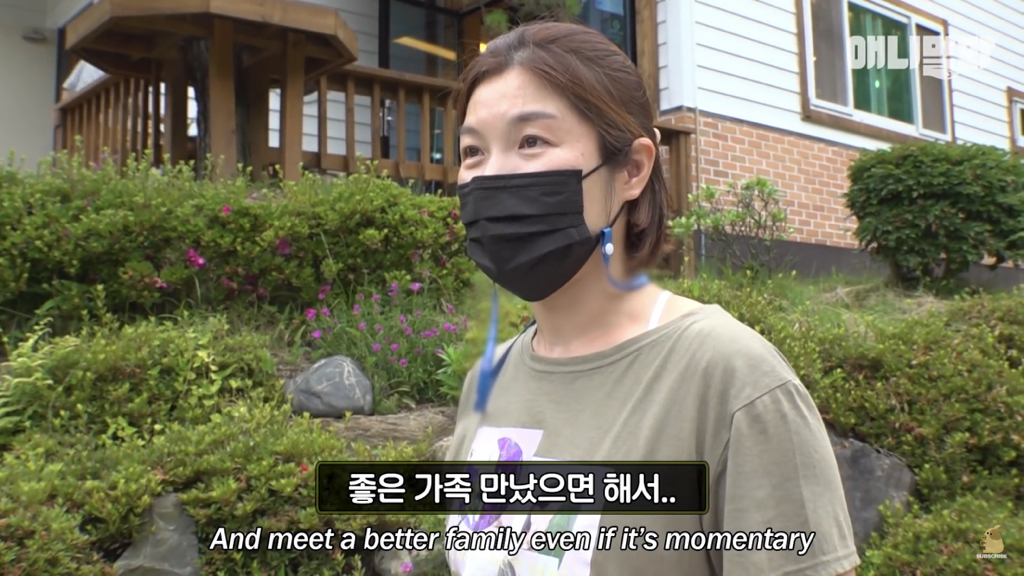 1년만에 자신을 두고 간 주인을 만난 강아지 반응 | 인스티즈