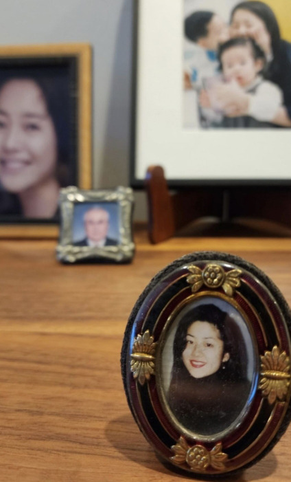 처음으로 자녀 사진을 인스타에 업로드한 고현정 | 인스티즈