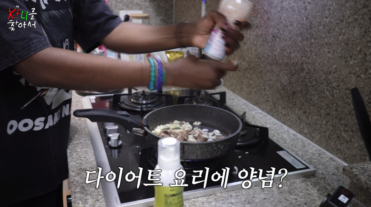 필라테스 시도하다 출산의 고통을 느껴버린 카니.jpg | 인스티즈