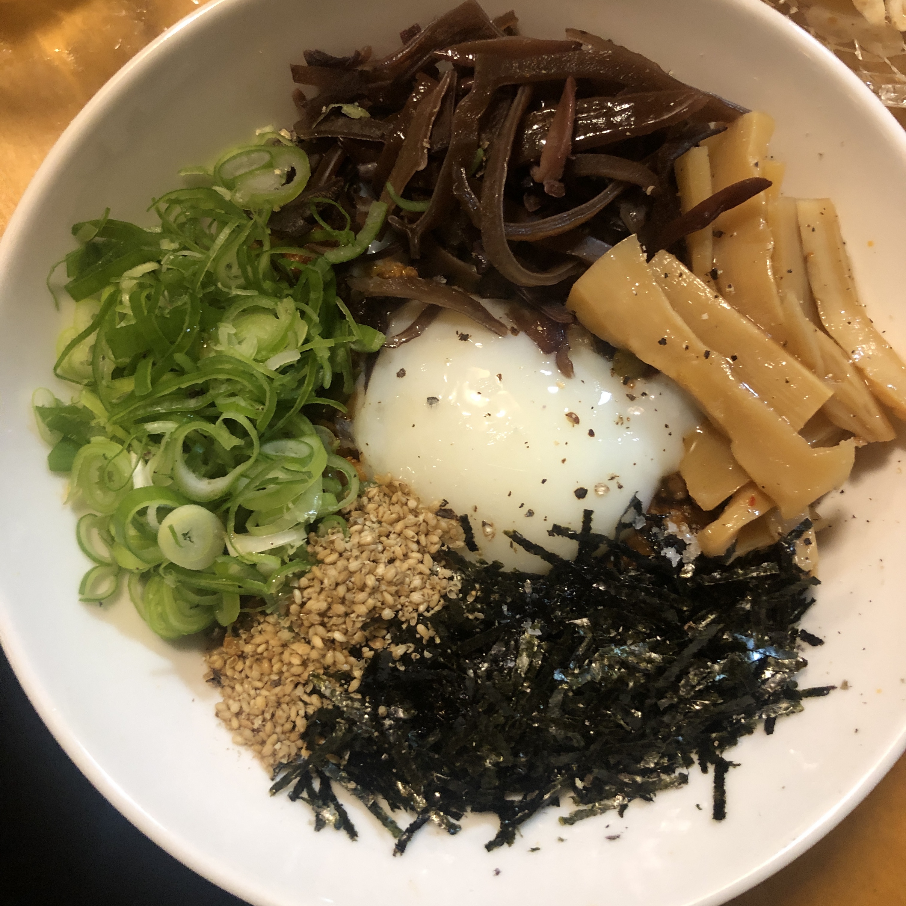 심심해서,, 끄적이는,, 부산 히든(hidden) 맛집덜,, - 콧멍에트💛잇게짤털 - ＊여성시대＊ 차분한 20대들의 알흠다운 공간 심심해서... 